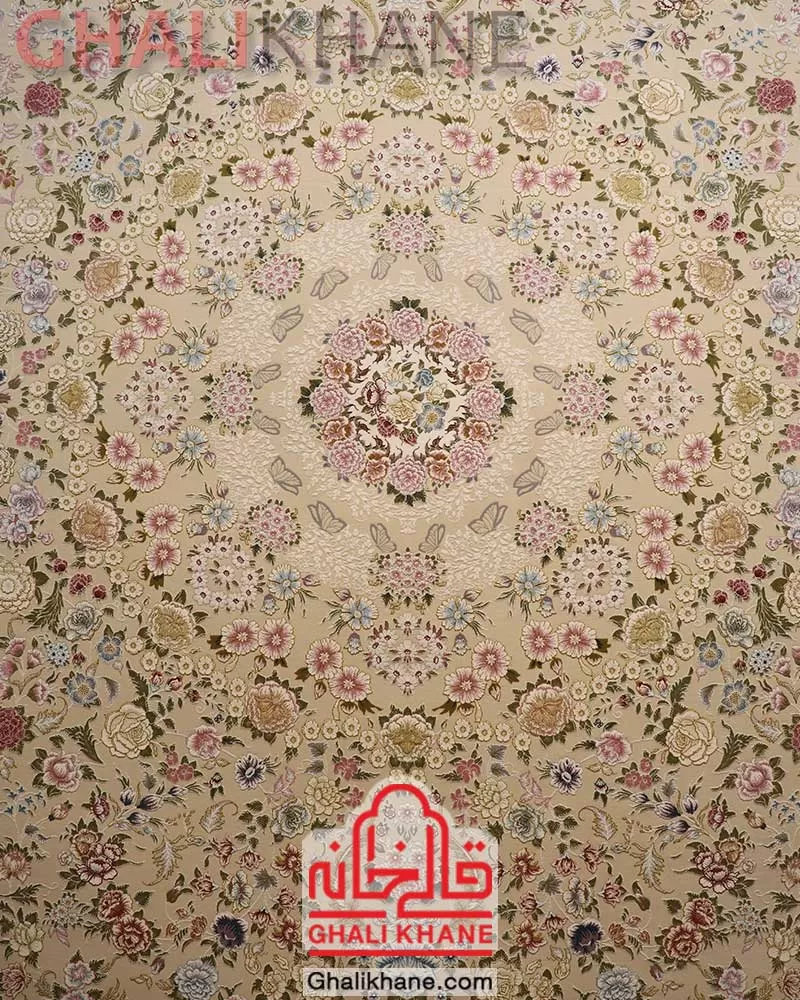 فرش ایده آل طرح رزیتا کرم ترنج دار