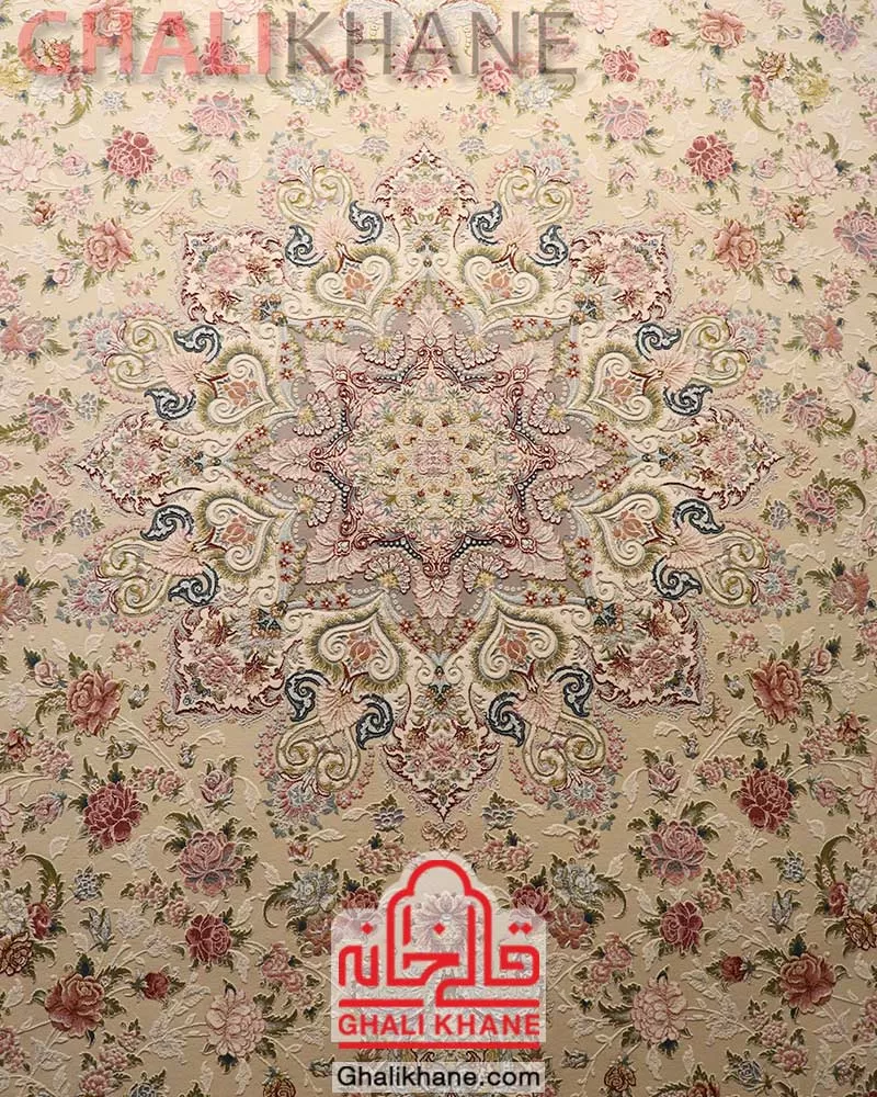 فرش ایده آل طرح گلسار کرم