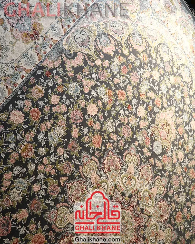 فرش ایده آل طرح گلسار دودی 1200 شانه