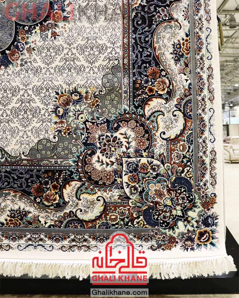 فرش زمرد مشهد 700 شانه کد 25038 طرح نیلا کرم