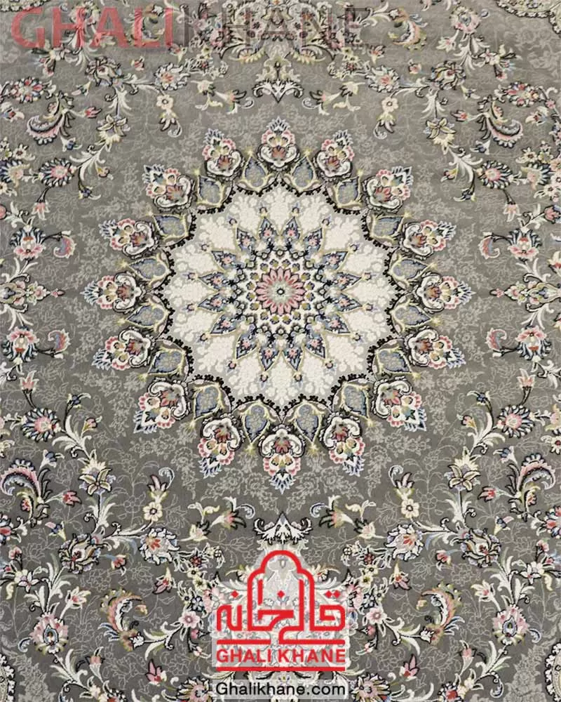 فرش زمرد مشهد 700 شانه گل برجسته کد 30003 دودی