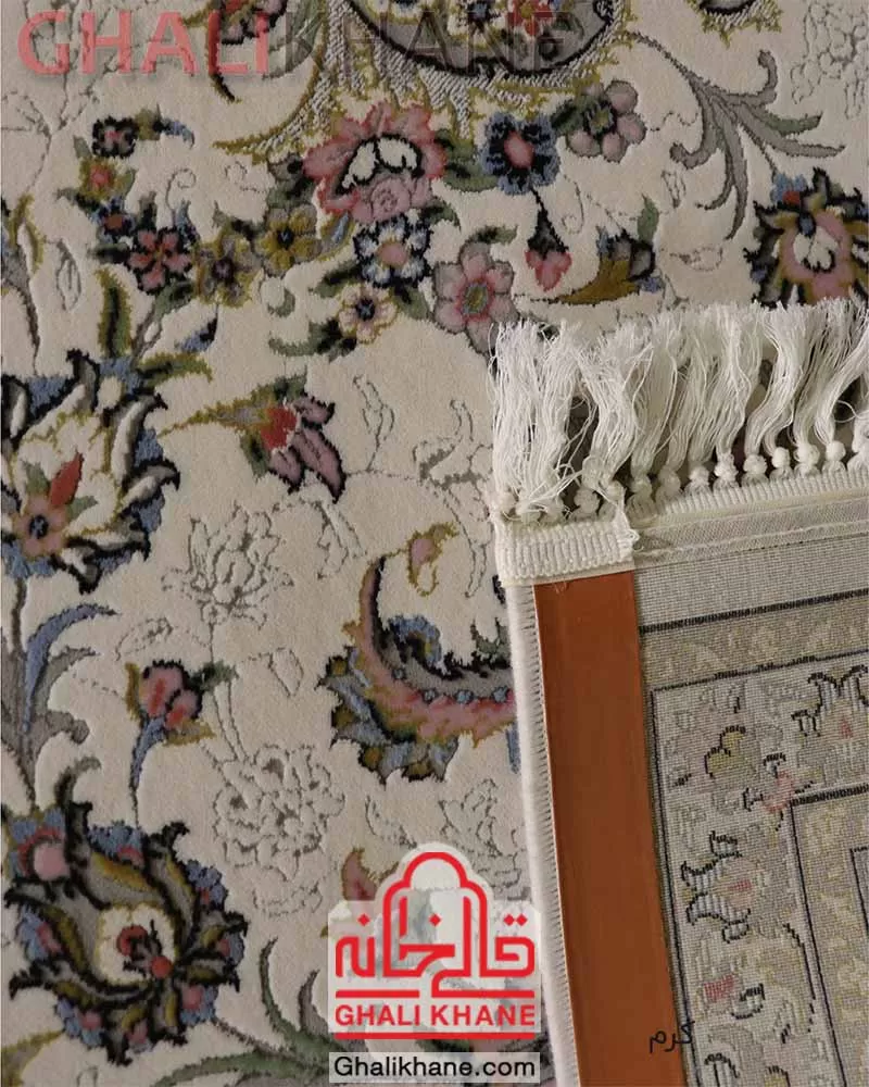 فرش زمرد مشهد 700 شانه گل برجسته کد 30003 کرم