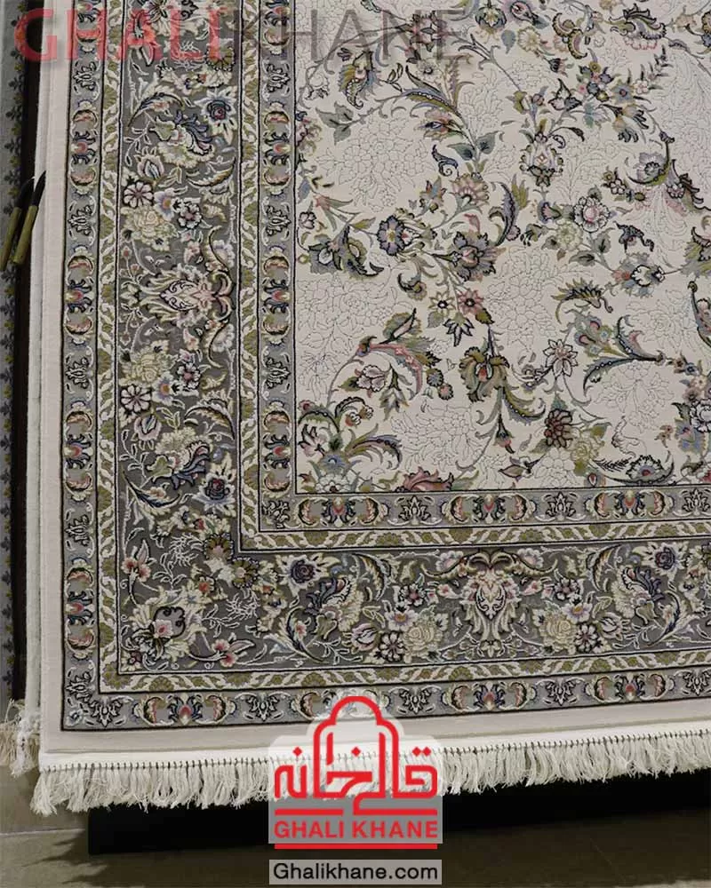 فرش زمرد مشهد طرح افشان کرم 700 شانه گل برجسته کد 30004