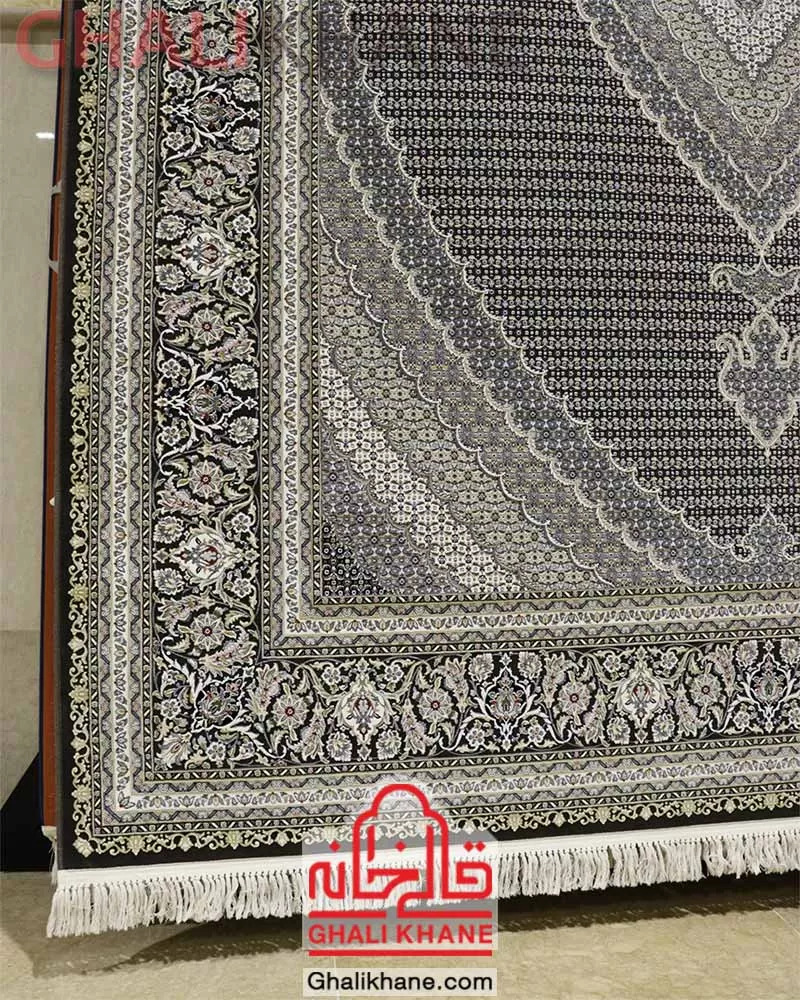 فرش زمرد مشهد 1200 شانه طرح ریز ماهی کد 23001 الماسی تیره