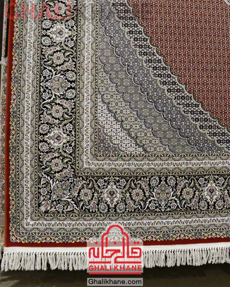 فرش زمرد مشهد 1200 شانه طرح ریز ماهی کد 23001 لاکی سرمه ای