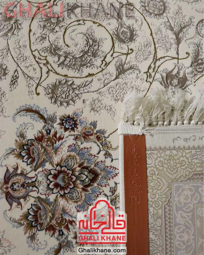 فرش زمرد مشهد کد 37002 کرم گل برجسته