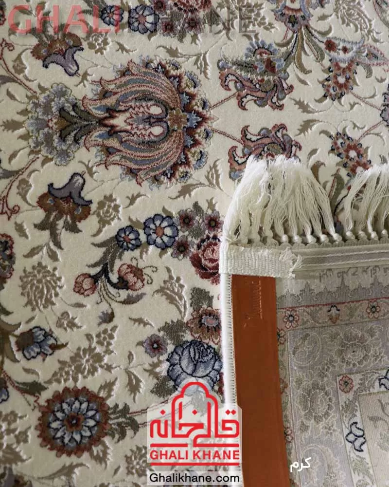 فرش زمرد مشهد طرح افشان کرم کد 37004