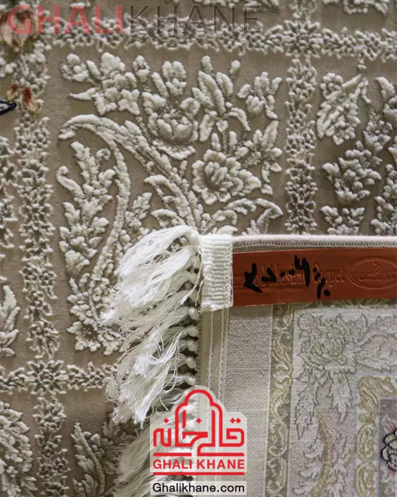 فرش زمرد مشهد کد 37006 بژ گل برجسته