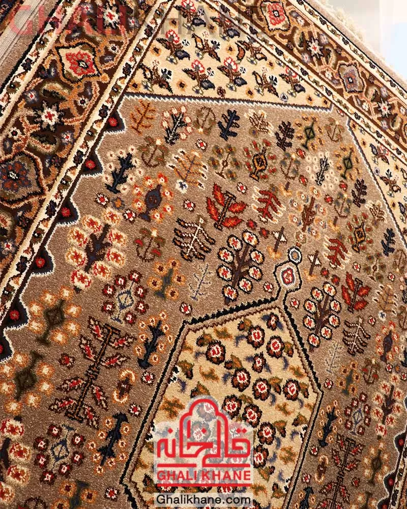 فرش ستاره کویر یزد کلکسیون شاهسون 320 شانه کد SH-B057-8838 با کیفیت درجه 1