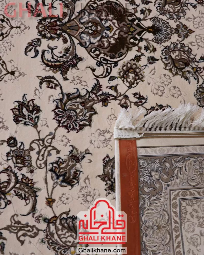 فرش ماشینی زمرد مشهد 1200 شانه کد 22008 کرم