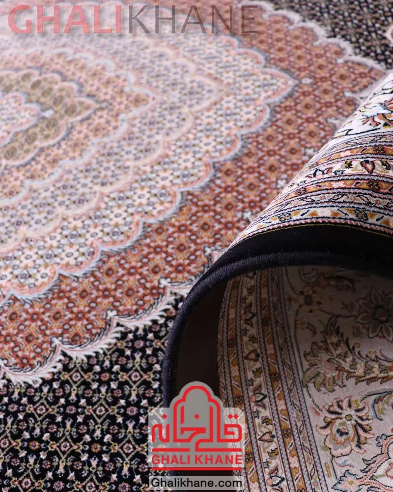 فرش مشهد طرح ریز ماهی 1200 شانه سرمه ای