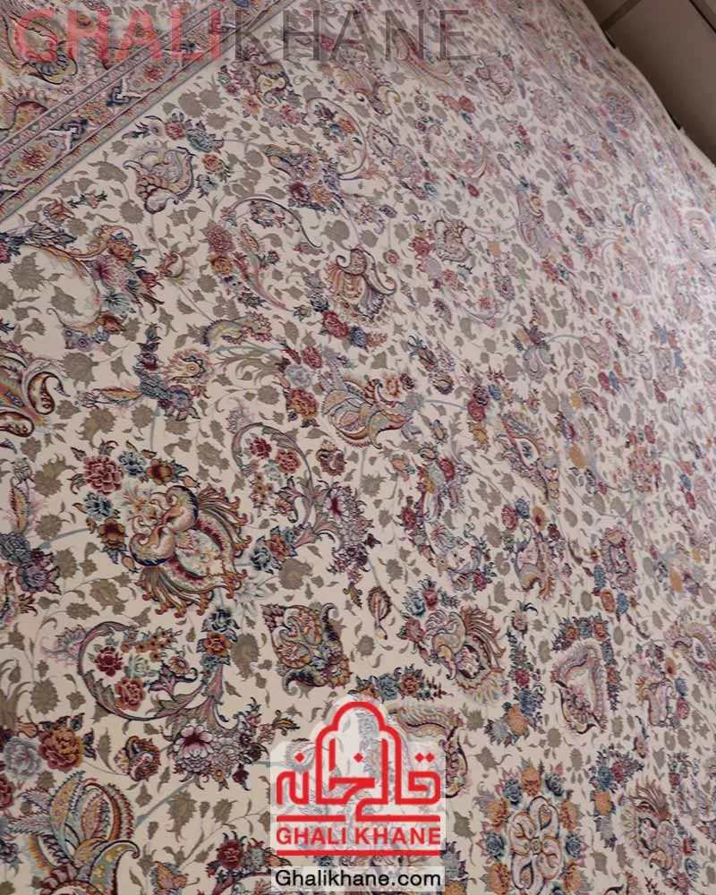 فرش ماشینی مشهد 1500 شانه کد 813001 کرم
