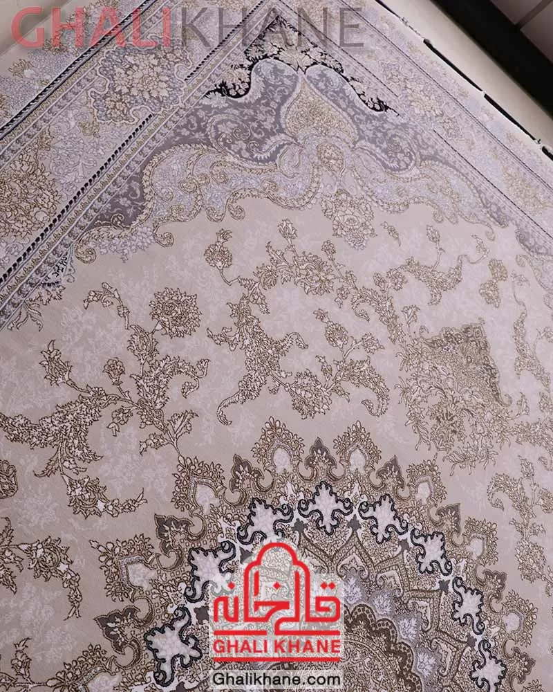 فرش زمرد مشهد کد 28000 کرم