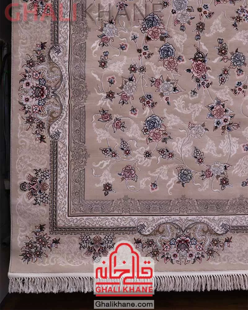 فرش زمرد مشهد 700 شانه کد 28002 کرم
