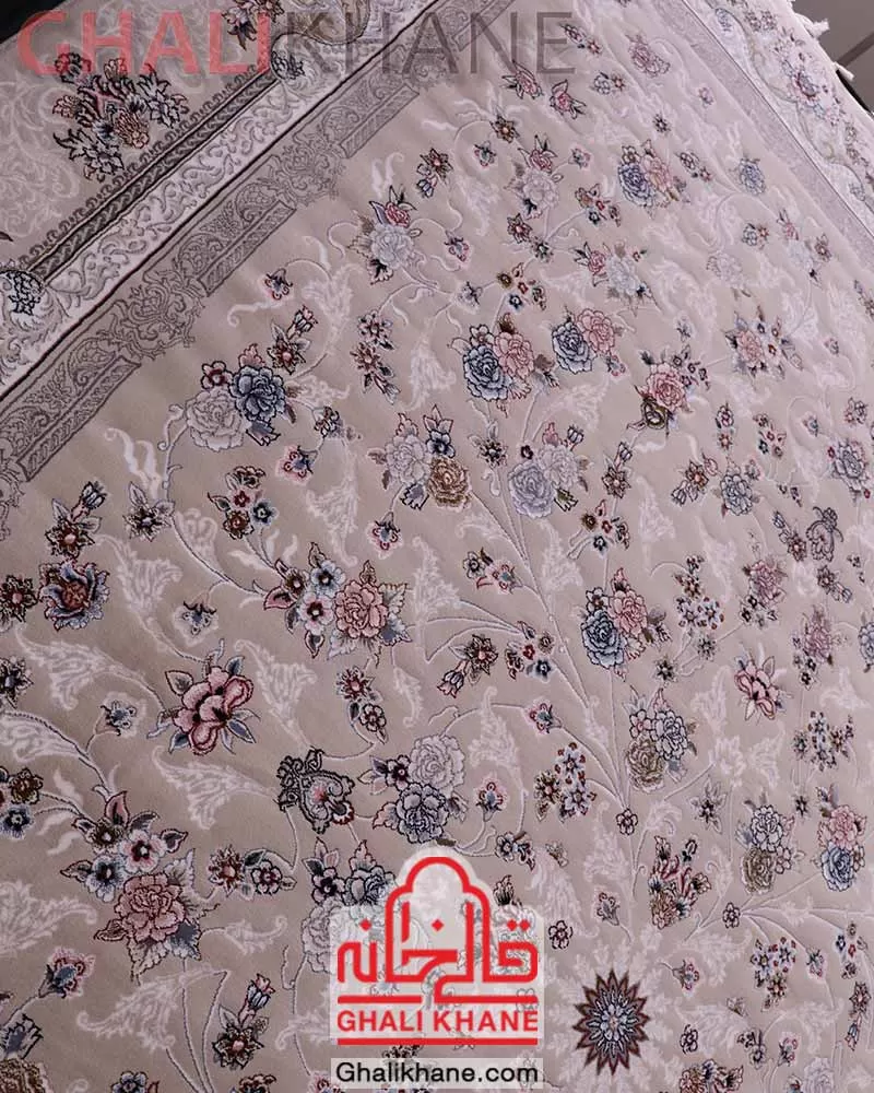 فرش زمرد مشهد 700 شانه کد 28002 کرم