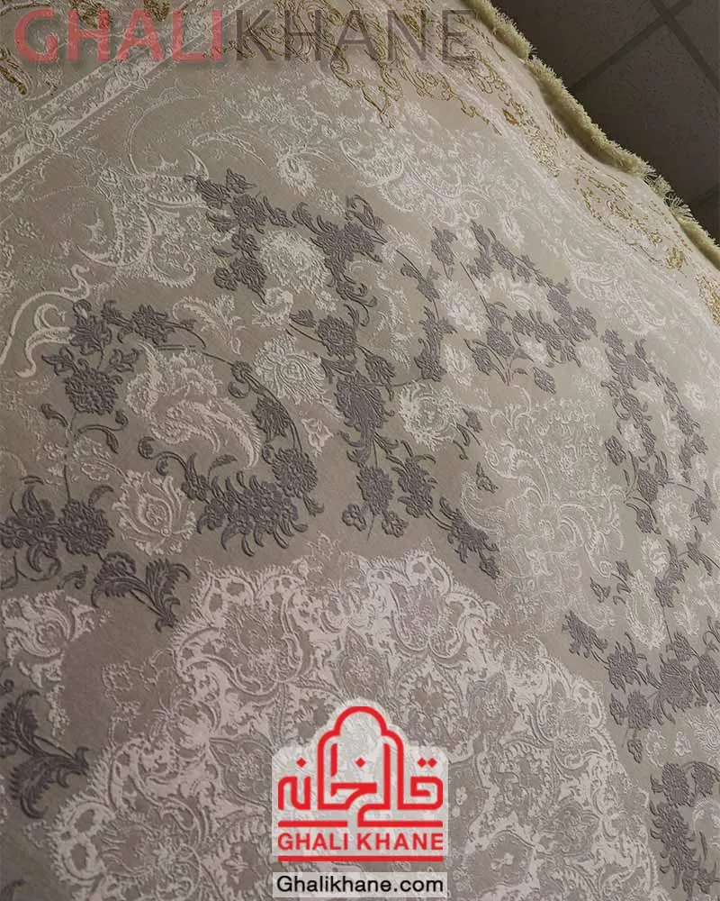 ارسال   فرش تهران 1200 شانه طرح رایان طلاکوب کرم به سراسر کشور