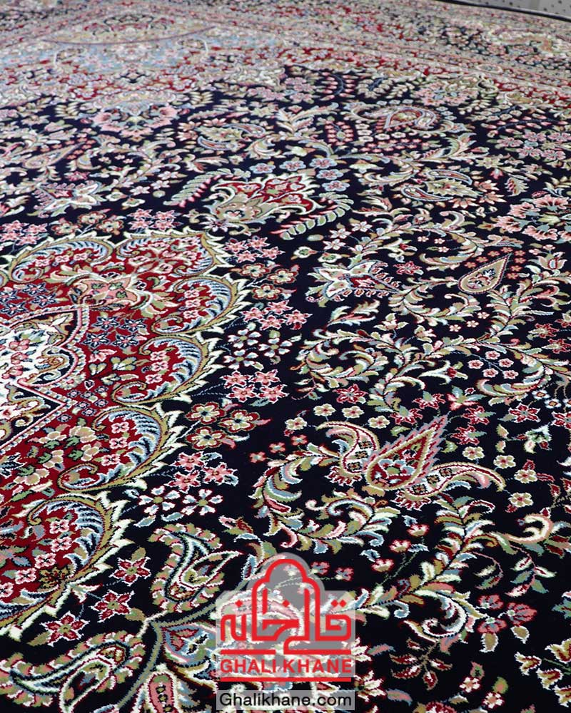 فرش زمرد مشهد 500 شانه کد 18110 سرمه ای