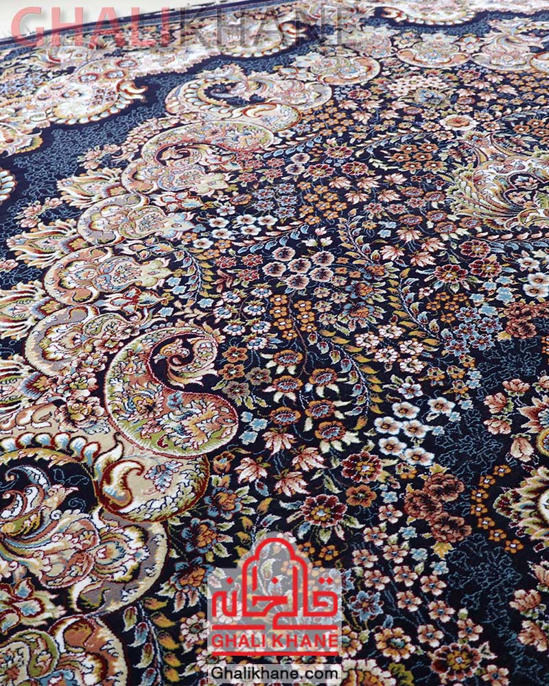 فرش ماشینی مشهد 700 شانه کد 722100 سرمه ای