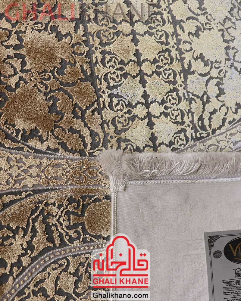 فرش فانتزی طلایی