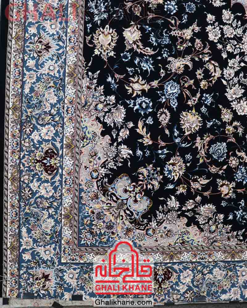 فرش (22001) اکریلیک – 10 رنگ – 1200 شانه – سورمه اي – تراکم 3600