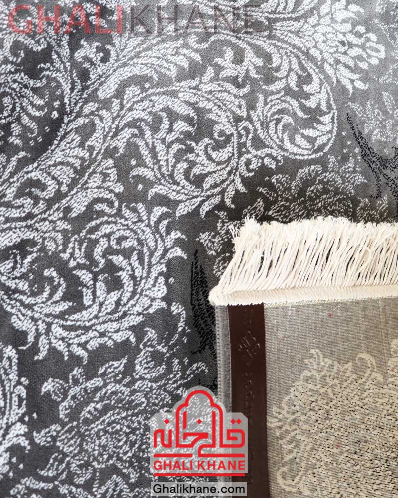 فرش نگین مشهد کد 725 زغالی 700 شانه