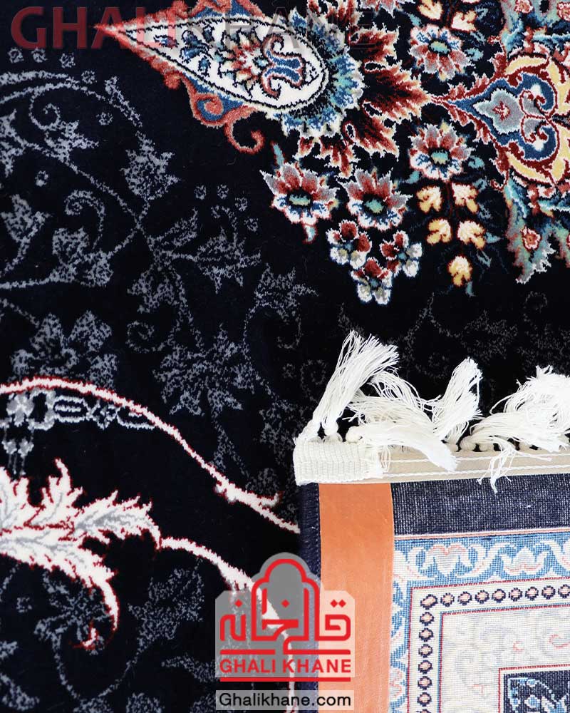 فرش زمرد مشهد 700 شانه طرح هیوا کد 25039 سرمه ای